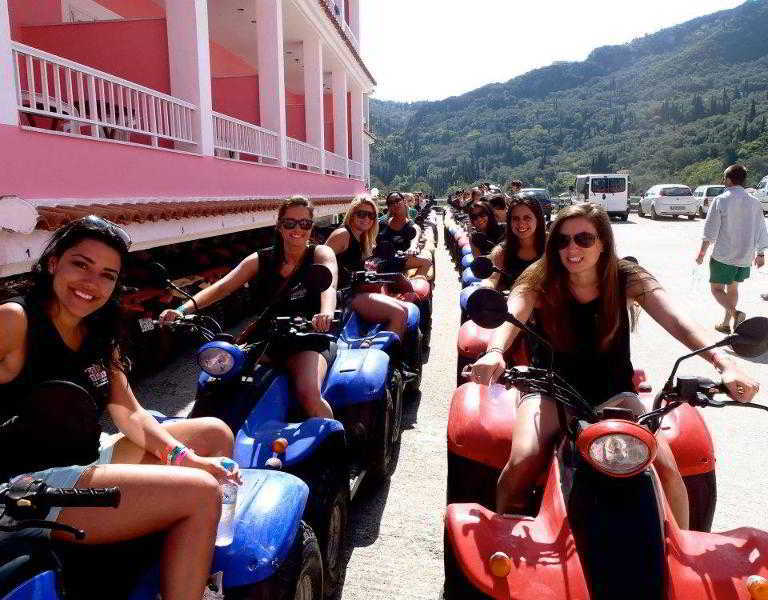 Pink Palace 2* Agios Gordios (Corfu)