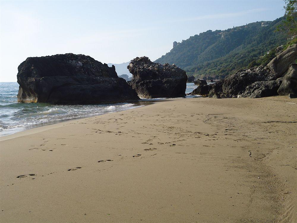 Pink Palace Hotel Agios Gordios (Corfu)